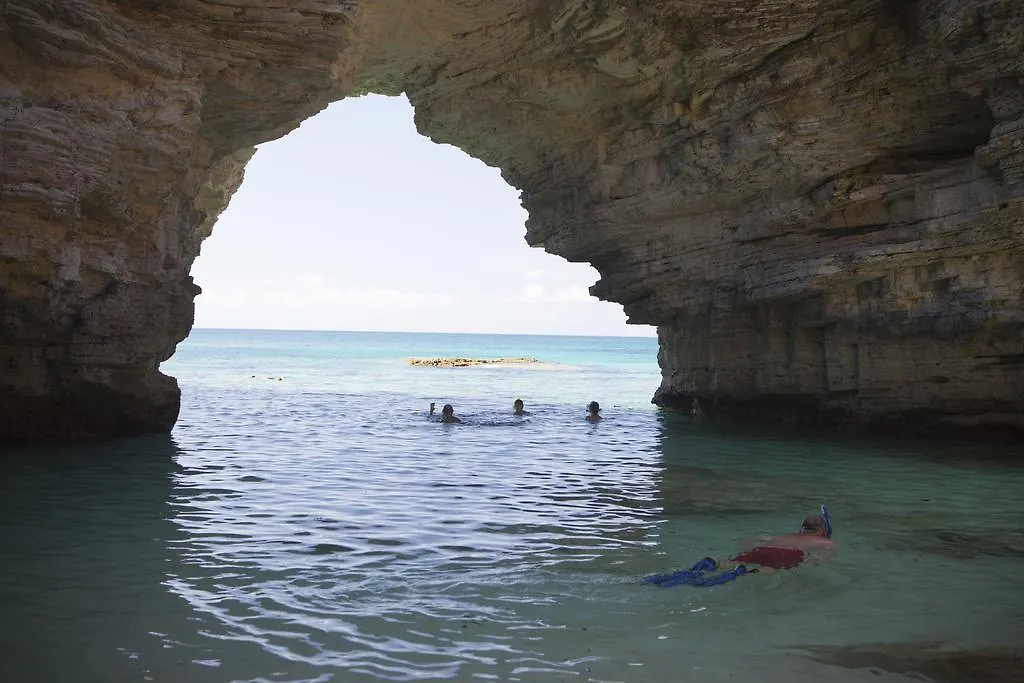 Cape Santa Maria Beach Resort & Villas Seymourʼs 3*,  Bahamalar