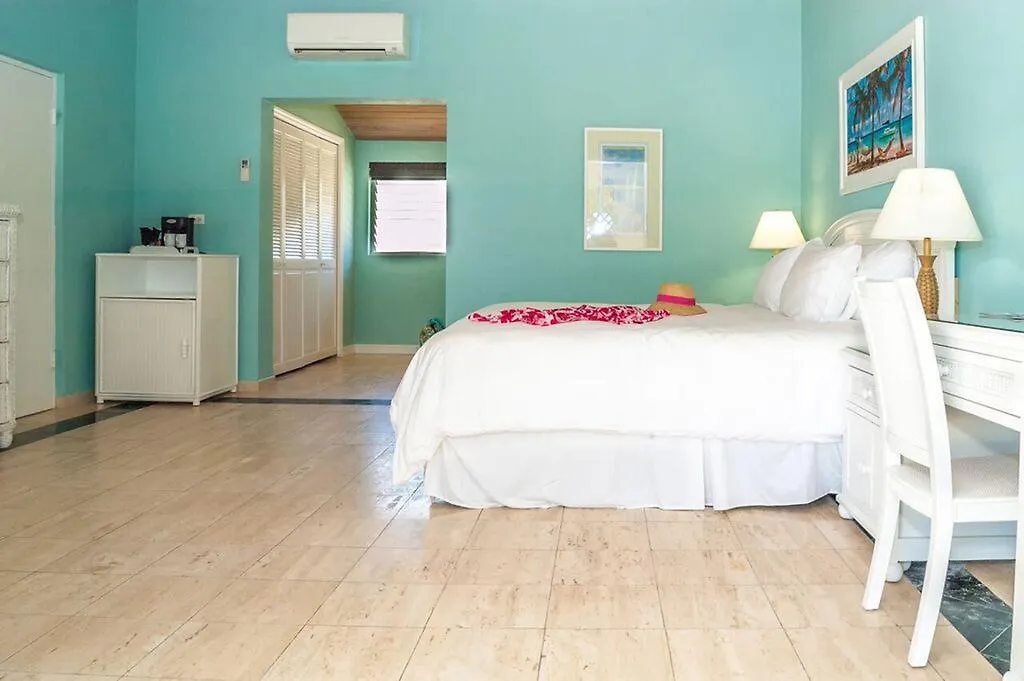 Cape Santa Maria Beach Resort & Villas Seymourʼs