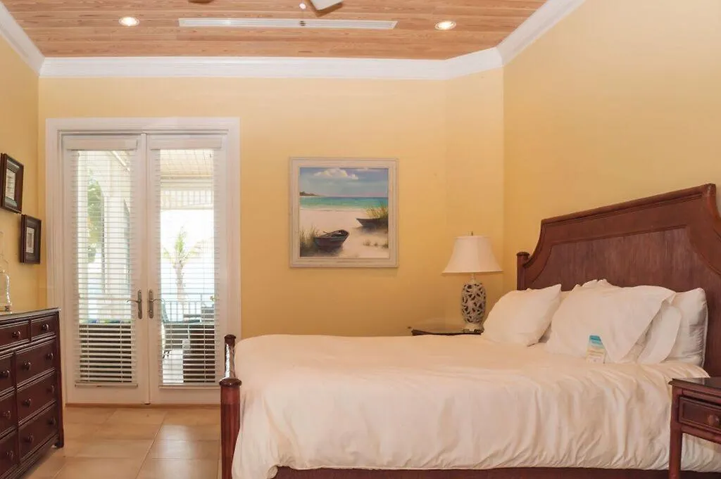 Cape Santa Maria Beach Resort & Villas Seymourʼs Bahamalar