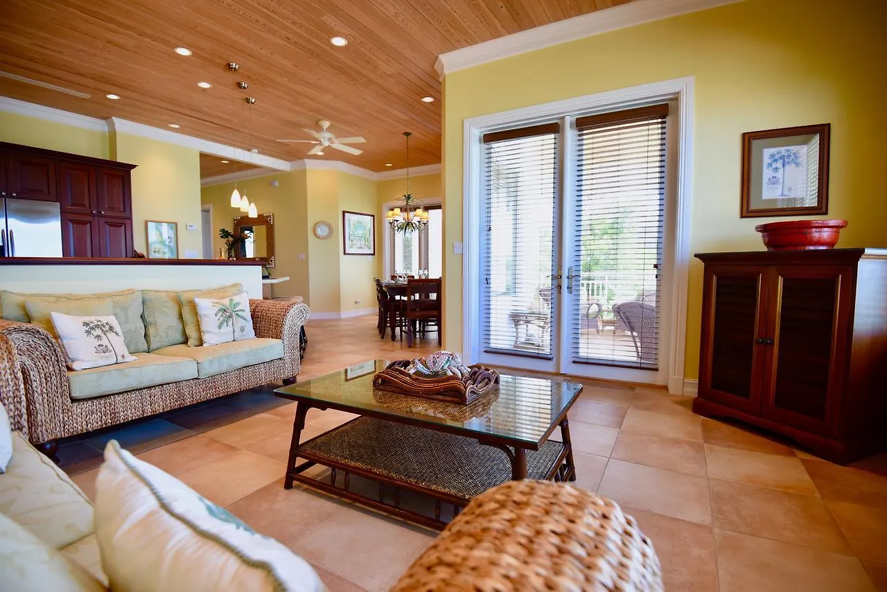 Cape Santa Maria Beach Resort & Villas Seymourʼs
